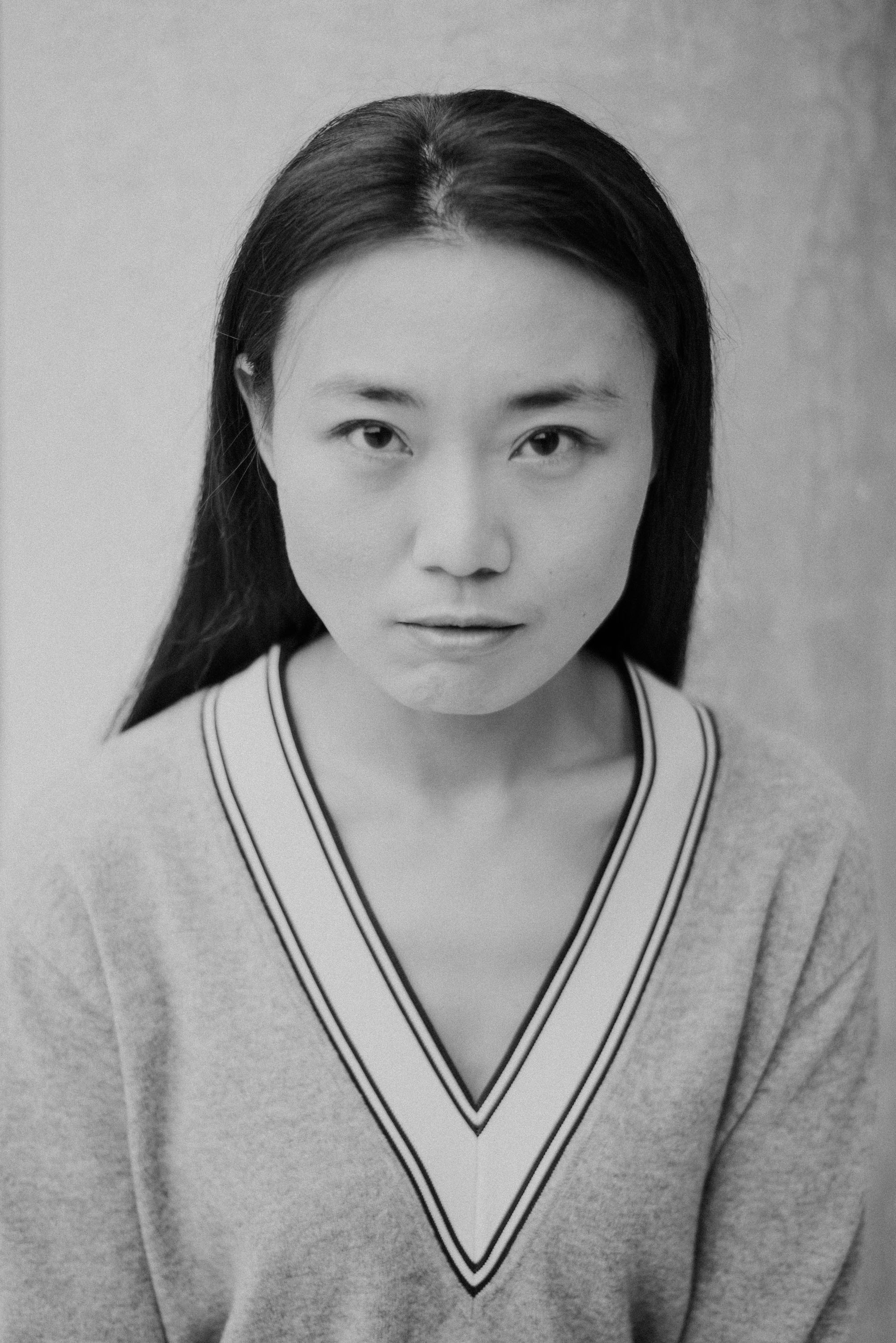 Black and white portrait of an asiatic girl